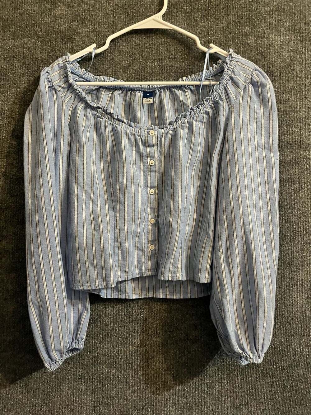 Old Navy Blue Striped Long-Sleeve Button-Front Crop Top 003-126